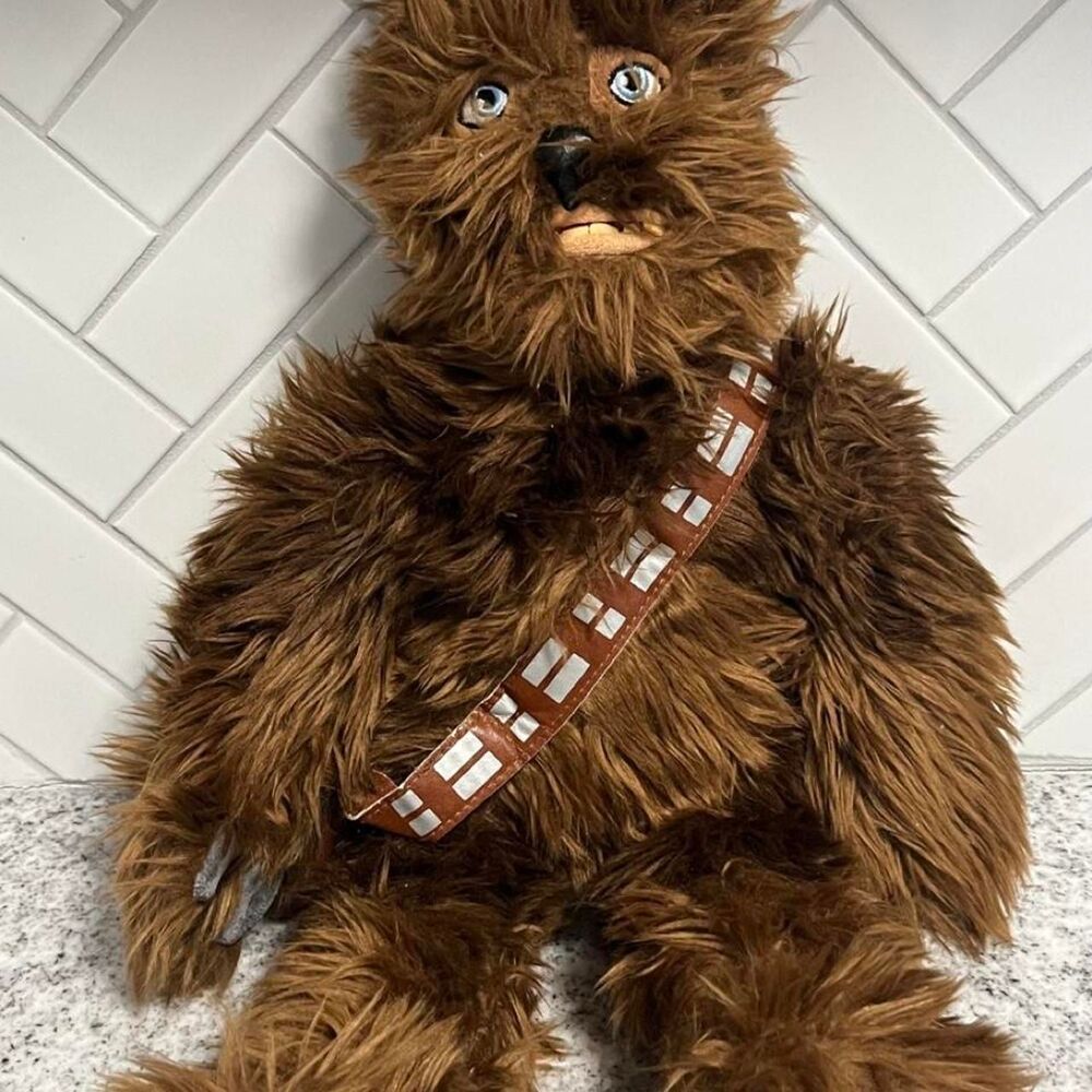 Star Wars Chewbacca plush 19" Wookie Stuffed animal with Shoulder Bag